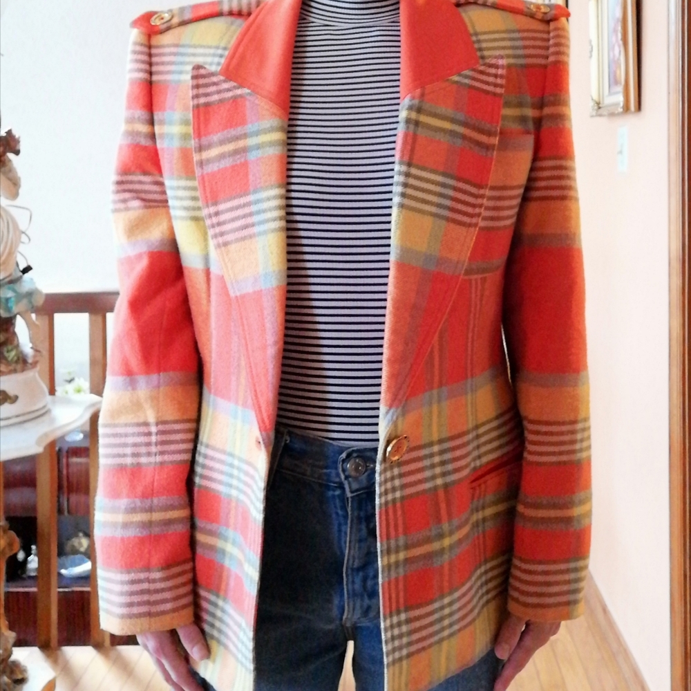 Vintage Criscione Plaid Blazer - Picture 5 of 8